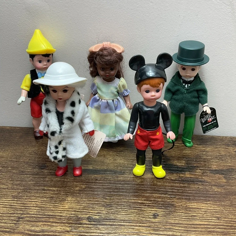 Lot of 5 Madame Alexander Disney Wizard of Oz Dolls Cruella Mickey Pinocchio